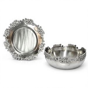 Tazón de Aluminio Funcional para Servir Chocolates, Dulces, Galletas, Nueces y Otros Deliciosos Bocadillos Dulces - Product Image 1