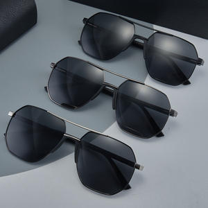 Nouvelles lunettes de soleil polarisées carrées avec verres TAC UV400, style tendance, protection UV classique, unisexe, pour la conduite en extérieur - Product Image 6