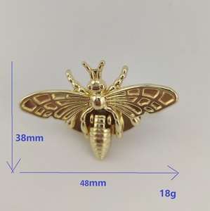 <span class=keywords><strong>Twist</strong></span> lần lượt khóa thời trang phần cứng Túi xách kim loại khóa Bee Shape mật ong <span class=keywords><strong>loc</strong></span> Kẽm hợp kim trang trí phụ kiện cho ví, túi xách - Product Image 2