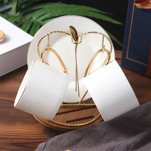 Juego de taza de café y platillo con borde de oro blanco de estilo nórdico, cerámica de China de hueso Simple al por mayor - Product Image 3