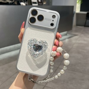 เคสโทรศัพท์หรูหรา ประดับเพชรระยิบระยับ พร้อมสายคล้องมุก สำหรับสาวๆ รุ่น iPhone 13 14 15 16 17 - Product Image 5