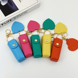 Nouveau 2026 – Porte-clés miroir de maquillage 2-en-1 en cuir PU en forme de cœur, support portable pour rouge à lèvres, organisateur de cosmétiques, breloque de sac à main pour femme - Product Image 3