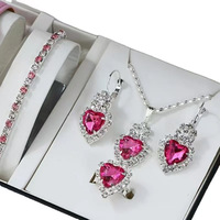 Parure de bijoux vintage royale en forme de cœur avec strass, collier, boucles d'oreilles, bague, bracelet en cristal plaqué argent et or, vente en gros pour fêtes
