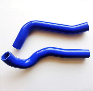 Nissan Jeep Tule Y60 TD42 Tuyau d'eau de voiture diesel Tuyau en caoutchouc de silicone supérieur et inférieur avec services de soudage et de coupe - Product Image 3