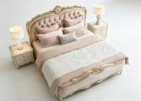 Lit de rangement King Size réglable en velours capitonné de style français, avec cadre sculpté orné, rembourrage doux, luxueux, écologique et assemblé