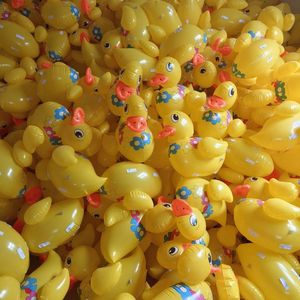 Jouet de canard gonflable avec roues et corde à tirer pour enfants, jouet en plastique PVC unisexe de 2 à 4 ans - Product Image 2