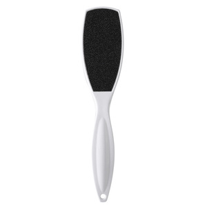 Kit de soins des pieds pour éliminer les peaux mortes et les callosités : lime à pieds, grattoir à pieds, brosse à pieds et râpe à pieds. - Product Image 2