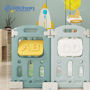 Chiaro Pieghevole Pieghevole Quadrato di Plastica per <span class=keywords><strong>bambini</strong></span> al coperto con cancello pieghevole cortile grande acrilico recinzione di <span class=keywords><strong>sicurezza</strong></span> per <span class=keywords><strong>bambini</strong></span> box per <span class=keywords><strong>bambini</strong></span> - Product Image 6