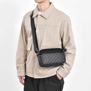 Sac à Bandoulière Carré Multifonctionnel Décontracté pour Hommes en PVC à Imprimé Géométrique Nouveau Sac de <span class=keywords><strong>Travail</strong></span> Tendance - Product Image 2
