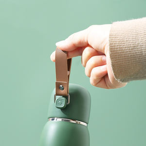 <span class=keywords><strong>Termo</strong></span> personalizado <span class=keywords><strong>de</strong></span> doble pared <span class=keywords><strong>de</strong></span> <span class=keywords><strong>acero</strong></span> <span class=keywords><strong>inoxidable</strong></span>, botella <span class=keywords><strong>de</strong></span> agua deportiva con mango - Product Image 4