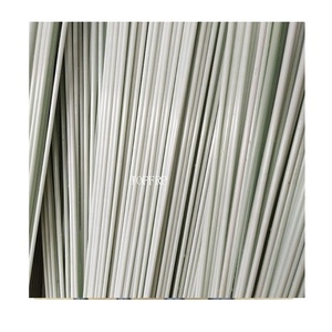 Tiges de fibre de verre solides flexibles de haute résistance de polymère pour des mâts de drapeau - Product Image 1