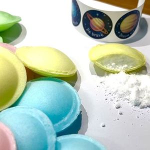 Caramelos <span class=keywords><strong>de</strong></span> Goma con Forma <span class=keywords><strong>de</strong></span> Platillo Volador Multicolor <span class=keywords><strong>de</strong></span> Alta Calidad, Sabor Ácido, 1 kg, 12 Bolsas/Caja, Papel <span class=keywords><strong>de</strong></span> <span class=keywords><strong>Arroz</strong></span>, Venta al por Mayor Directa <span class=keywords><strong>de</strong></span> Fábrica China - Product Image 4