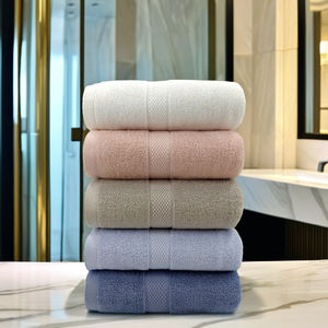 Vente en gros de serviettes de bain en coton biologique de haute qualité, blanches, personnalisées, grand format 70*140 cm, pour adultes, fabriquées en Chine - Product Image 1
