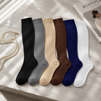 Chaussettes de compression personnalisées en Spandex/Nylon, tricotées pour l'automne, respirantes, antidérapantes, hauteur genou, pour le cyclisme et l'athlétisme