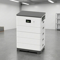 Système d'énergie solaire hors réseau monocristallin de haute qualité OEM avec stockage LiFePO4 et système de montage pour usage résidentiel