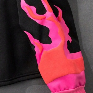 Sweat à capuche streetwear personnalisé en gros, coupe ample et courte, 400 g/m², imprimé 3D en relief tête de mort et flammes, pour homme - Product Image 3