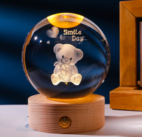 Système solaire étoile en cristal sculpté 3D de Kanlong Lampe de table OEM Base en bois Cadeau pour enfants Décoration de chambre Lumière LED de nuit