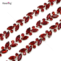 WRC-427 Hiasan Kristal Rhinestone Berkilau Rantai Bunga Kristal Aplikasi Jahit pada Kristal Mata Kuda untuk Dekorasi Gaun Prom.