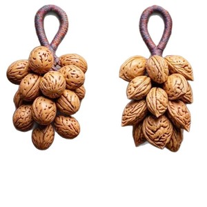 Pendentif en noyau de pêche élégant et raffiné, breloque en bois tressé à la main pour la décoration intérieure ou comme cadeau - Product Image 5