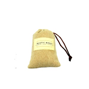 Pochette en coton naturel recyclé, lin et jute pour cadeau, petit sac à cordon pour bijoux avec patch logo - Product Image 2