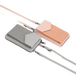Cartera Larga Multifuncional de Cuero PU Geométrico Personalizada para Teléfono Móvil, Gran Capacidad, con Múltiples Ranuras para Tarjetas y Remaches de Perlas - Product Image 3