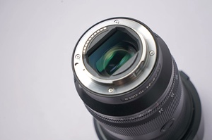Objectif zoom standard haut <span class=keywords><strong>de</strong></span> gamme Sony FE 24-70mm F2.8 GM II - Product Image 6