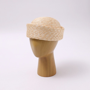 Chapeau de paille rond style rétro Hepburn, tissé en herbe naturelle de blé, avec logo personnalisé, protection solaire, pour la plage, design niche français décontracté - Product Image 4