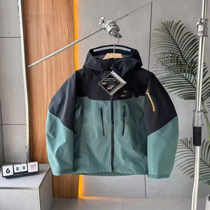<span class=keywords><strong>Veste</strong></span> coupe-vent imperméable personnalisée de 15000 mm, <span class=keywords><strong>veste</strong></span> à capuche légère, fermeture éclair imperméable, <span class=keywords><strong>veste</strong></span> de randonnée légère imperméable - Product Image 3