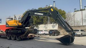 Excavatrice sur chenilles d'occasion Hyundai 220LC -9 2020, moteur Cummins, 20 tonnes, capacité de la benne de 1,2 m, 22000 kg, rapport de puissance 103 W, 0-2000 - Product Image 3