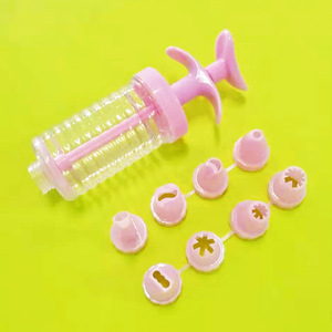 8-piece plastic piping bag set, 8 piping tips, butter nozzles, cookie piping gun, wholesale baking tools - Product Image 3