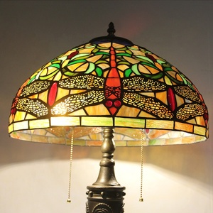Lampada da Tavolo LongHuiJing Dragonfly 16 Pollici Stile <span class=keywords><strong>Tiffany</strong></span> E27 LED, Paralume in Vetro Colorato, Design Flessibile per Soggiorno - Product Image 1