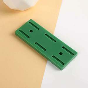 Support mural adhésif sans perçage à 5 couches en plastique pour prises, avec logo personnalisé - Product Image 3