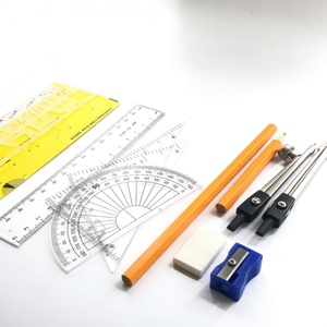 Kit de géométrie 13 pièces tendance et abordable, ensemble de dessin de cercles avec boîte de rangement – Meilleures ventes - Product Image 3