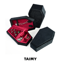 Boîte à bijoux en velours en forme de cercueil pour Halloween, avec couvercle rabattable, pour boucles d'oreilles et bagues, boîte de rangement multi-compartiments, boîte cadeau pour bijoux, vente en gros, logo personnalisé
