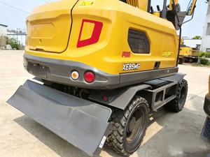 Excavatrice hydraulique sur roues XE85WG Pro de 8,5 tonnes et 0,35 m³, 48 kW, économique et fiable, pour travaux de construction - Product Image 2
