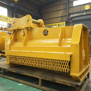 Trinciatrice MONDE per Escavatori da 6-8 Tonnellate con Motore e Cuscinetti per Disboscamento e Taglio di Arbusti Forestali in Offerta - Product Image 3