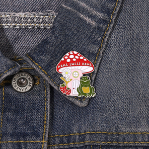 Broche de rana de alta calidad, pin de solapa de esmalte suave para <span class=keywords><strong>casa</strong></span>, seta, diseño personalizado, pin esmaltado de metal de dibujos animados, precio al por mayor - Product Image 2