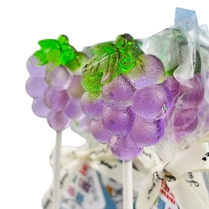 Venta <span class=keywords><strong>al</strong></span> por mayor de caramelos para niños sin azúcar LED Flash Dulces <span class=keywords><strong>Al</strong></span> Por Mayor forma de uvas piruleta palo luminoso piruleta 20G * 24 - Product Image 2