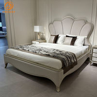 Tufted Velvet Bett rahmen Luxus Leder polster Schwarz Gold King Size Schlafzimmer Wohnzimmer Hotel Modernes stilvolles bequemes Bett