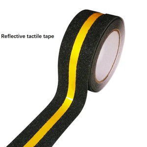 Nastro antiscivolo luminoso in PVC con prodotto di avvertimento del <span class=keywords><strong>traffico</strong></span> di Carborundum ad alta visibilità - Product Image 1