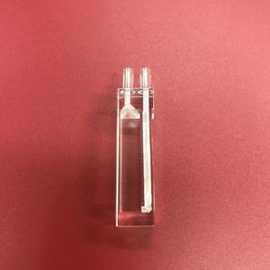 Tube carré transparent flexible en PMMA de qualité industrielle, résistant aux UV, alimentaire, pour applications structurelles, marque Lucite - Product Image 1