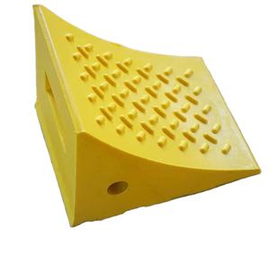 Cales de <span class=keywords><strong>roue</strong></span> légères en PU bouchon de pneu de voiture cale de <span class=keywords><strong>roue</strong></span> bon marché - Product Image 2