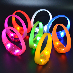 Vente chaude Concert Festival LED Bracelet Clignotant Bracelet Lumineux pour la Fête - Product Image 3