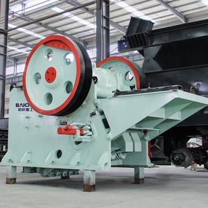 Ligne de production complète de concasseur de pierre fixe de 200 à 300 tph, prix de la machine de concassage de gravier et de roche, installation de concassage à mâchoires C110 pour l'exploitation minière - Product Image 1