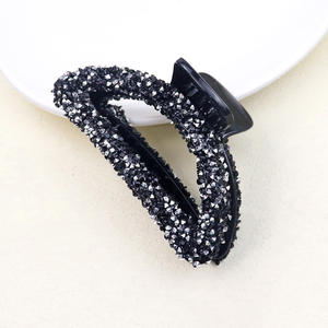 Pince à cheveux creuse de 9 cm avec strass scintillants et perles pour femmes et filles, pince requin en résine acétate acrylique, décoration capillaire pour fêtes - Product Image 4