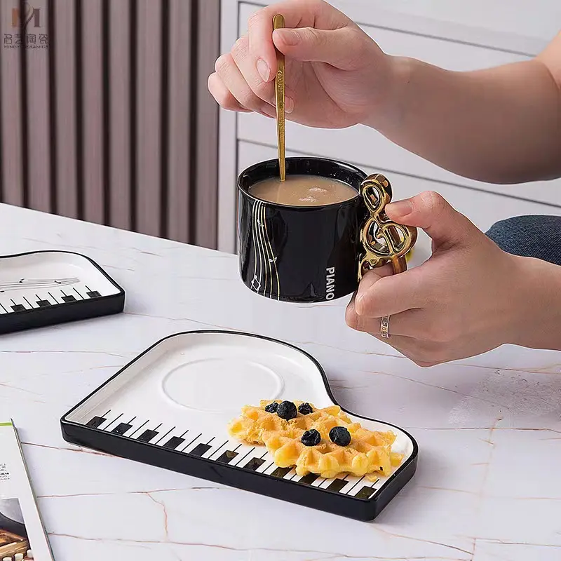 Nordic Creatieve Piano Zwart-Witte Toetsen Keramische Koffiekop En Schotel Set Prachtige Mokken