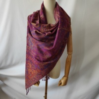Écharpe Pashmina personnalisée soyeuse pour femmes Deux tons Pashmina Châles et enveloppes avec franges Écharpes Paisley de haute qualité Châles