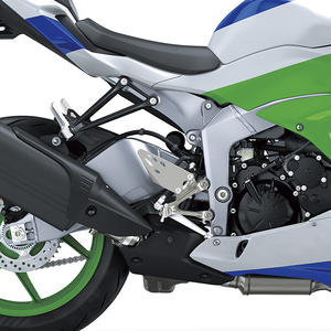 Soporte de reposapiés para Conductor de XF-0114 apto para Kawasaki <span class=keywords><strong>ZX6R</strong></span> ZX636 2019-2025 <span class=keywords><strong>2023</strong></span> 2024 - Product Image 4