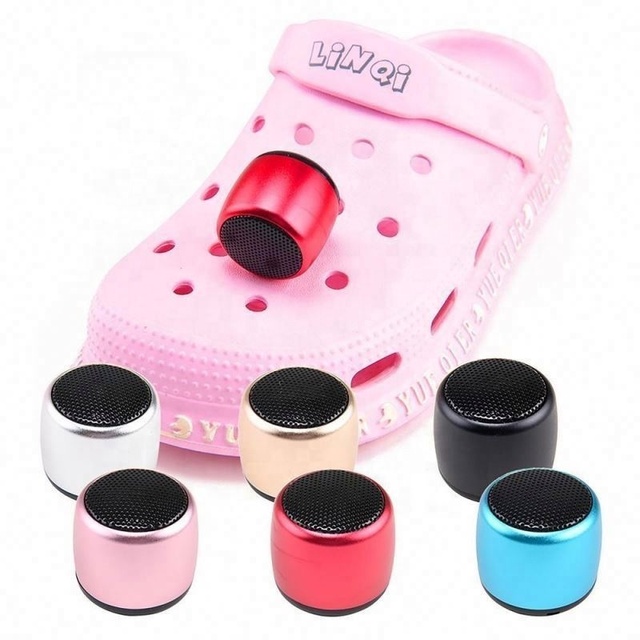Bluetooth Speaker for Clog Shoes Mini Wireless Portable Shoe Speaker Pendant Hole Shoes Decor Music Set Gift for Outdoor Party