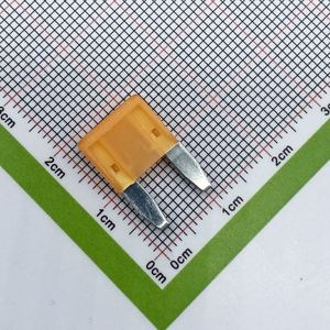 Whole Sale JFN1109-5A DIP Fuses Automotive Fuses -40-+125C 5A 32V - Product Image 1